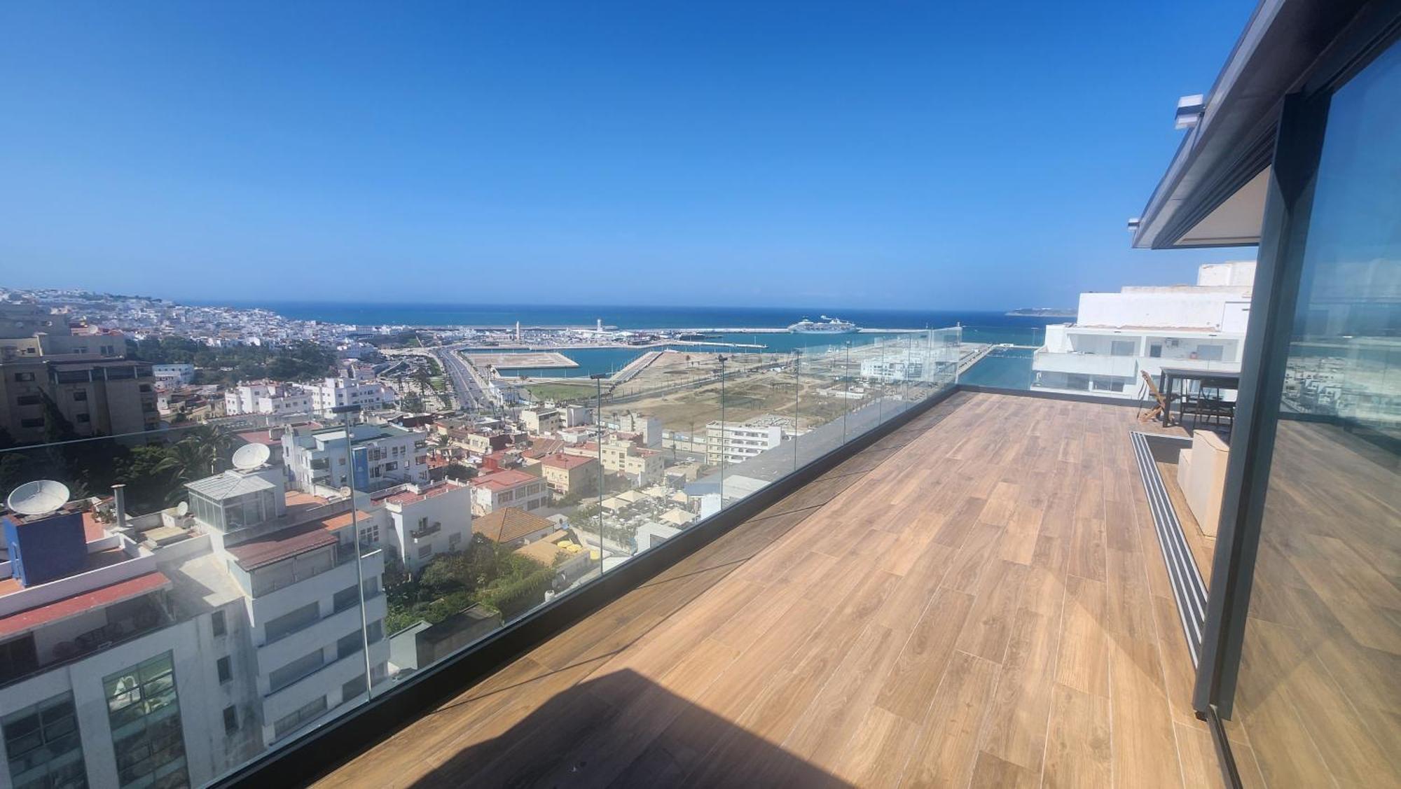 Magnifique Penthouse 160M2 Terrasse 90M2 Vue Mer Tangier Exterior photo